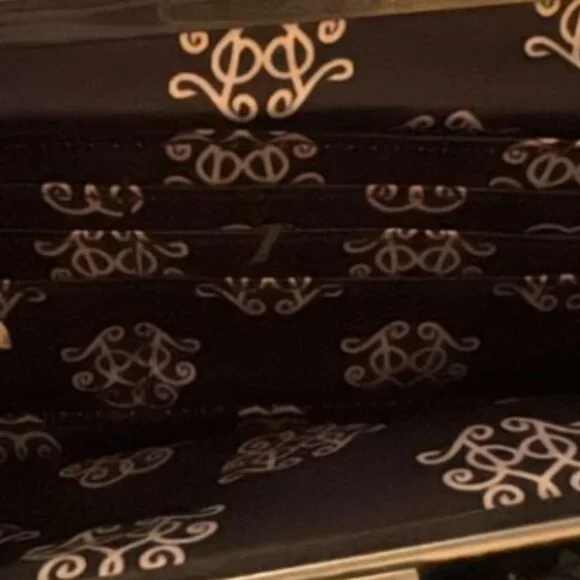 Jessica Simpson Black Pebbled Leather Chain Trim Wristlet Clutch - Picture 6 of 7